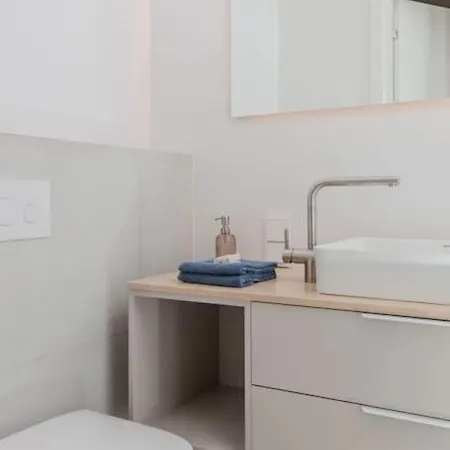 Luxury Studio In Pinewood 3Min Walk To Sea Palanga Exterior photo